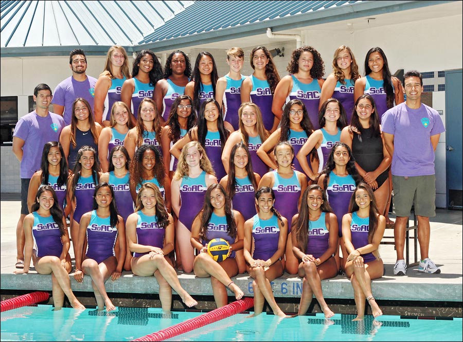 Summer water polo team photo by Yary Sport Photography
